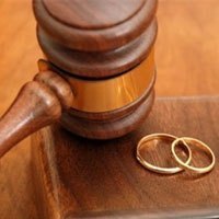 دادگاه‌های خانواده طلاق را منطبق با حقوق زنان جاری کنند
