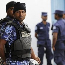 نگرانی حقوق‌بشری‌ها از فروش تسلیحات انگلیس به مالدیو - LG_1383635829_maldives_police_008