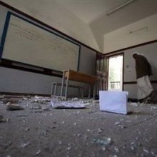 محرومیت حدود 2 میلیون کودک یمنی از تحصیل با ادامه حملات آل سعود - یمن